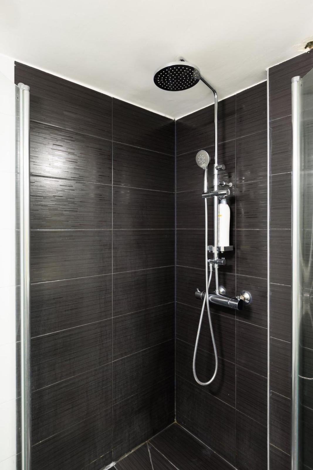 Aiolos Luxury Metro Acropolis Suite 7 Near Museum Of Modern Art Афины Экстерьер фото